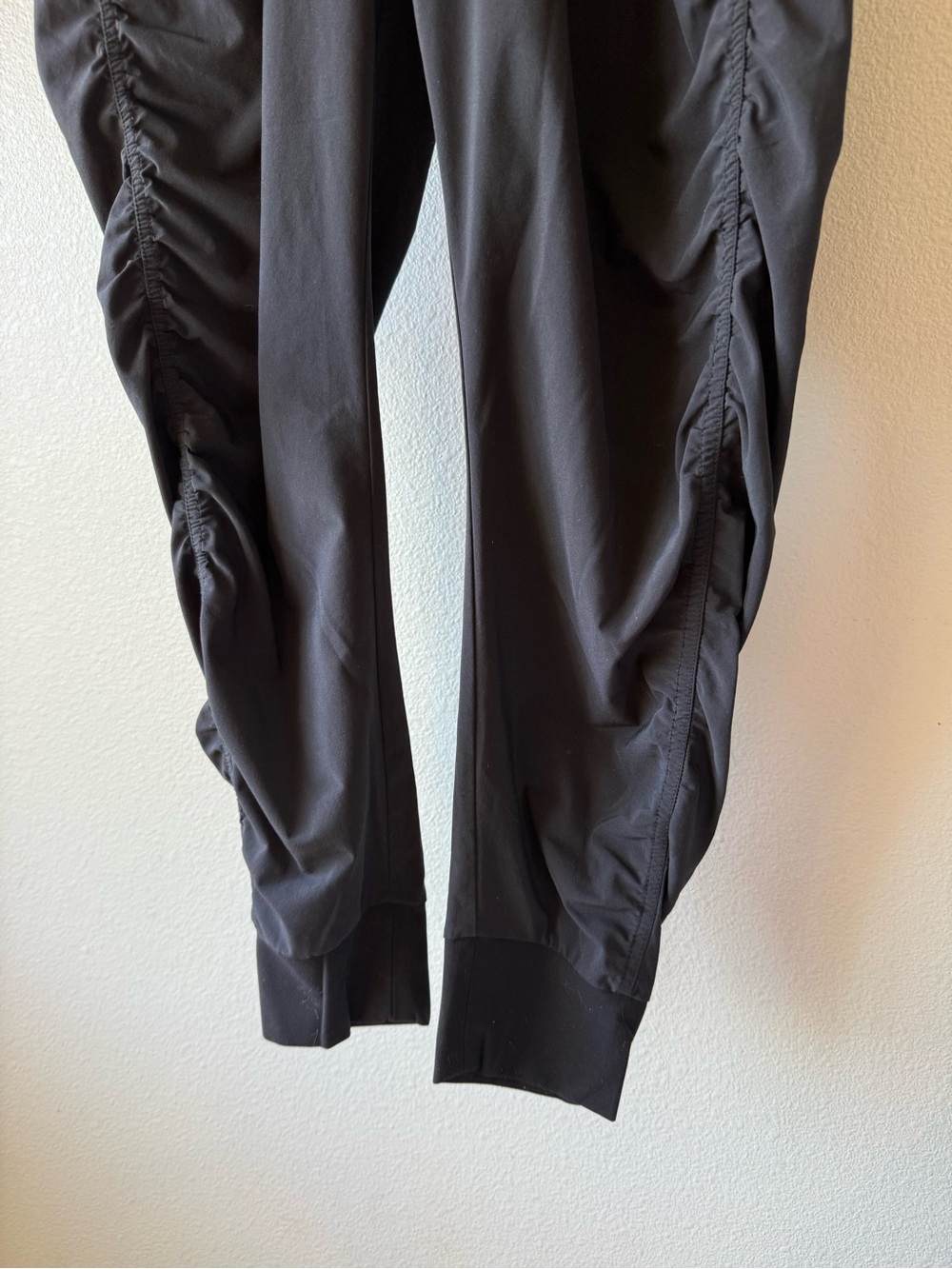 Athleta Black Ruched Drawstring Joggers - Picture 3 of 9